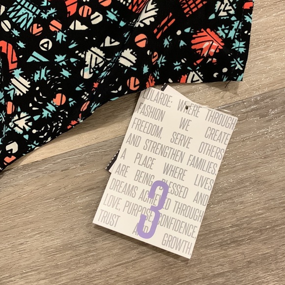 Lularoe Bianka Kimono Size 3 Kids 10-12 or Adults XS - Picture 2 of 5